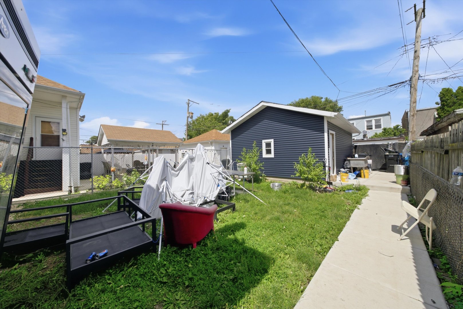 6325 S Francisco Avenue Property Photo 17
