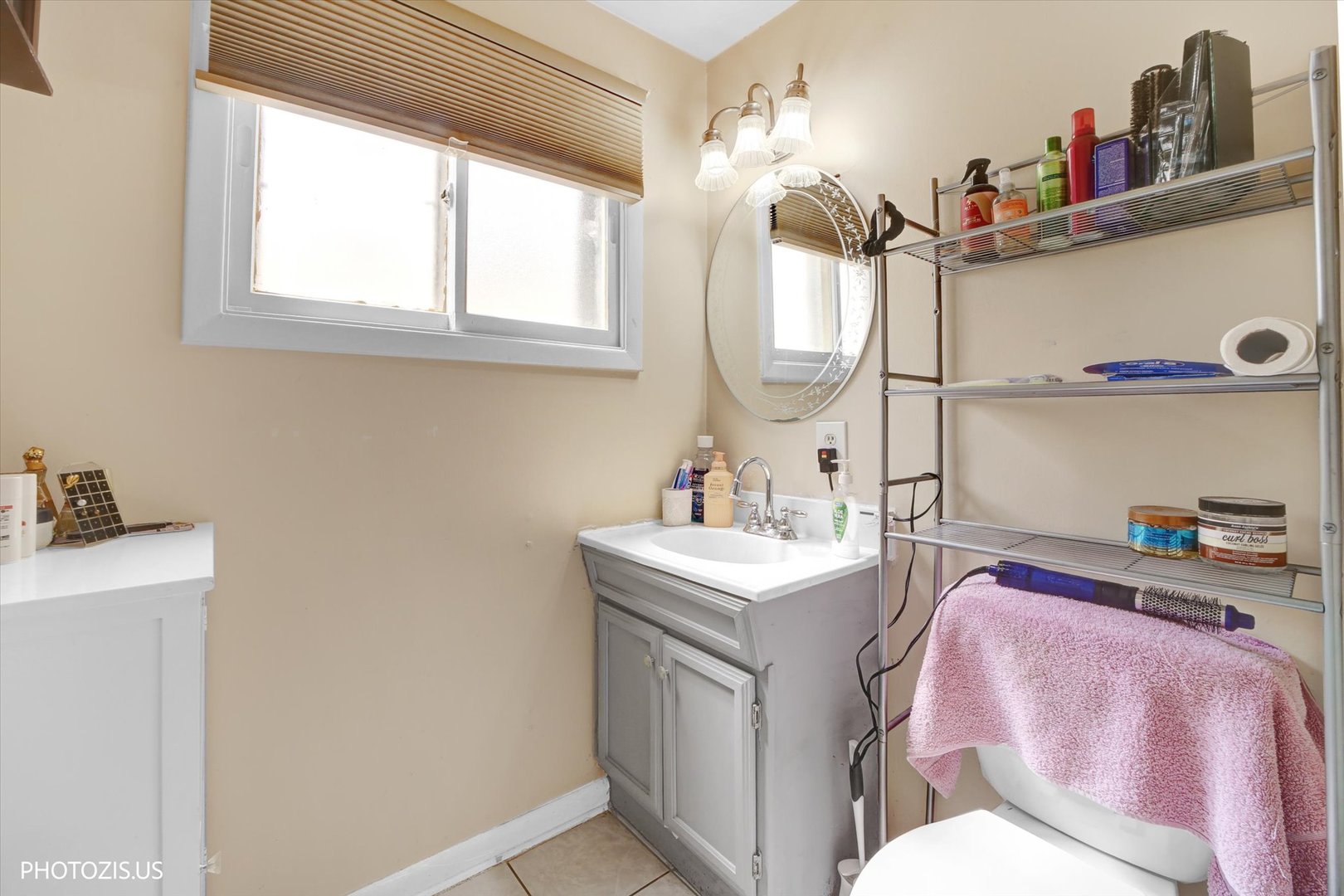 9045 Emerson Drive Property Photo 10