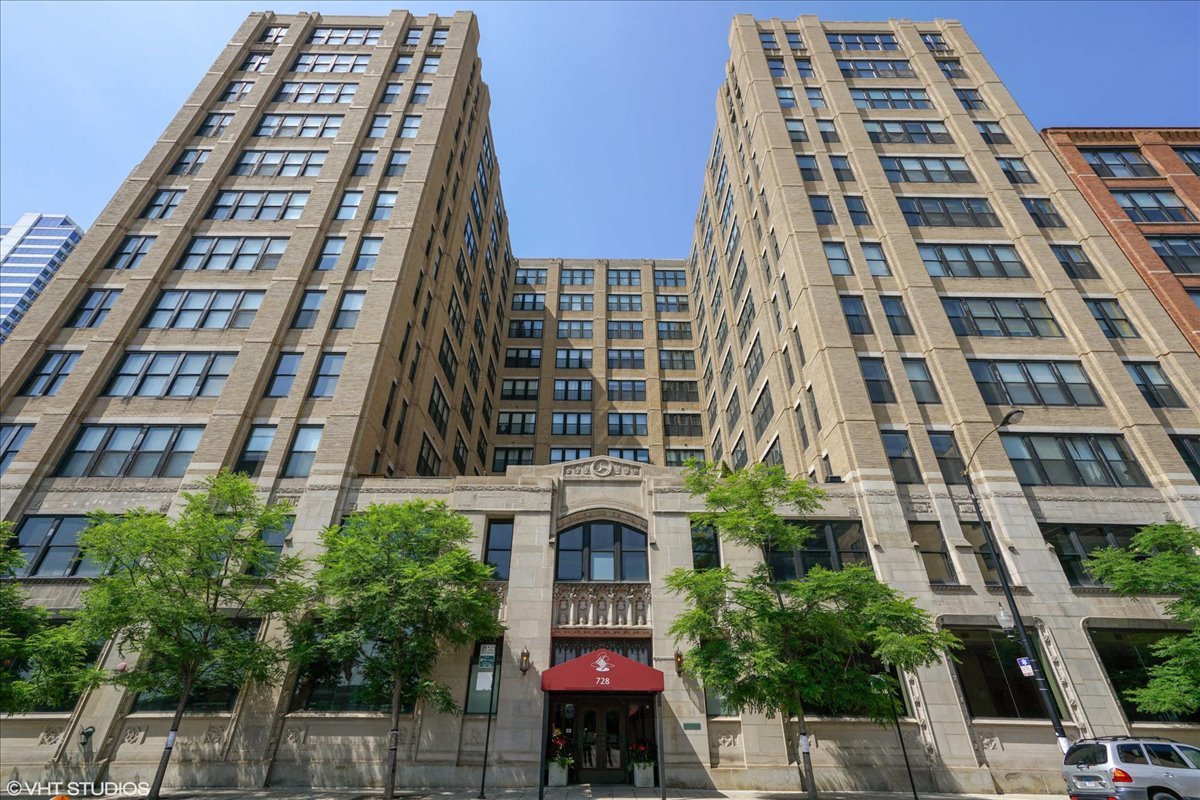728 W Jackson Boulevard 317 Property Photo 1
