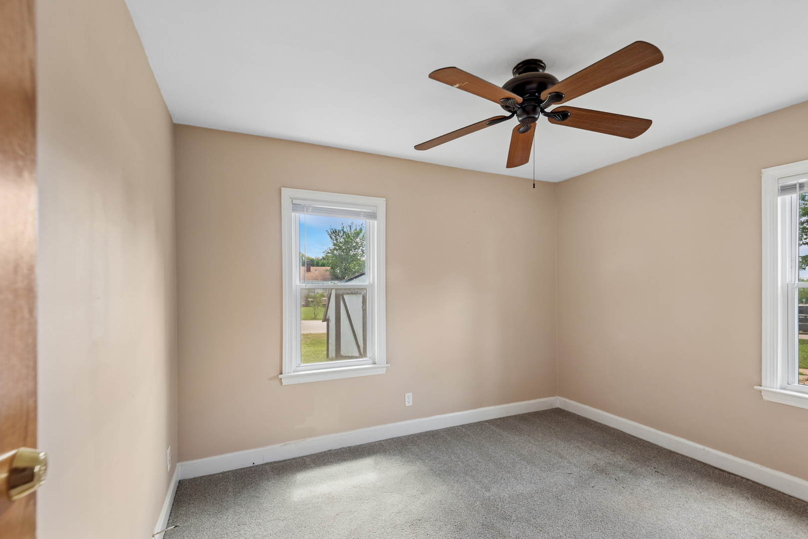 33320 N Sunset Avenue Property Photo 9