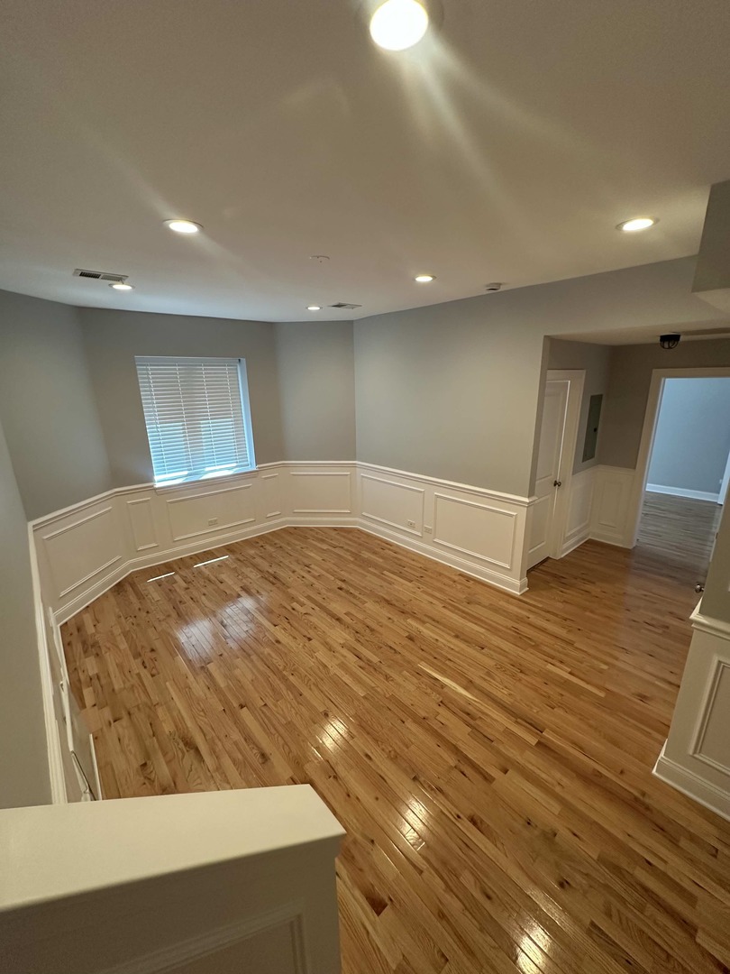 6438 N Seeley Avenue Gm Property Photo 4