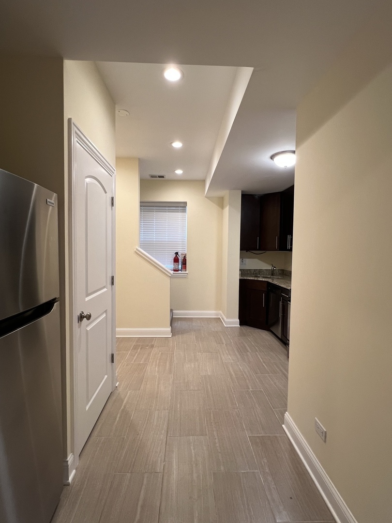 6438 N Seeley Avenue Gm Property Photo 9