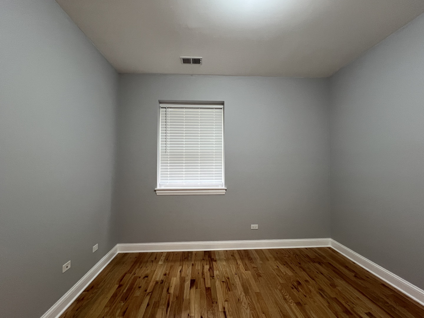 6438 N Seeley Avenue Gm Property Photo 10