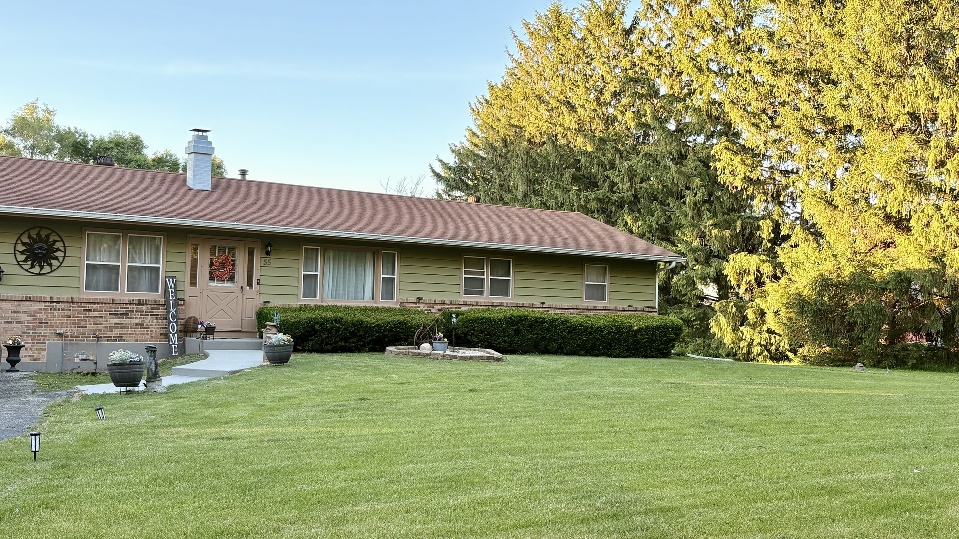 55 Dawn Avenue Property Photo 1