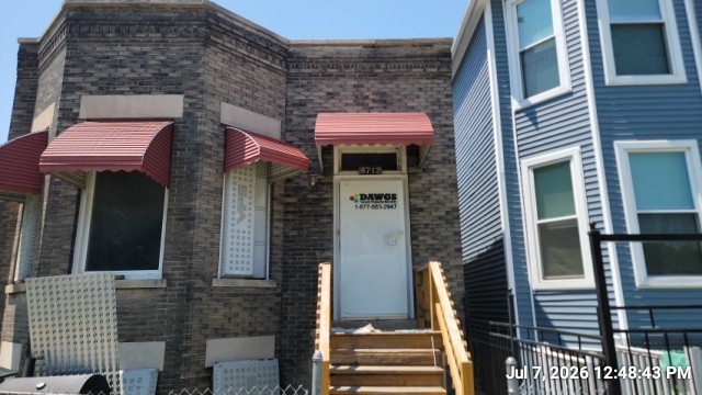 6712 S Eberhart Avenue Property Photo 1