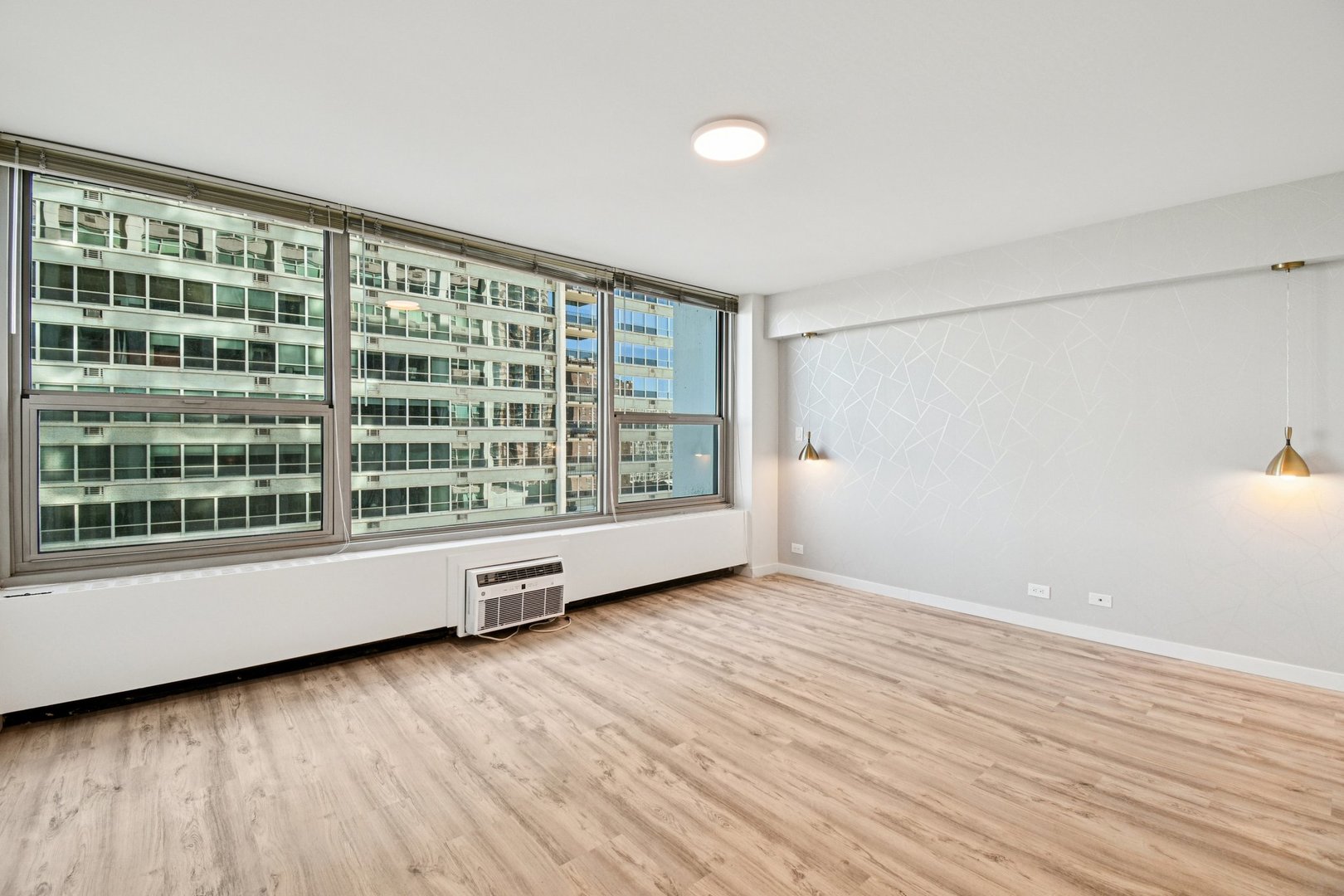 3600 N Lake Shore Drive 1205 Property Photo 19