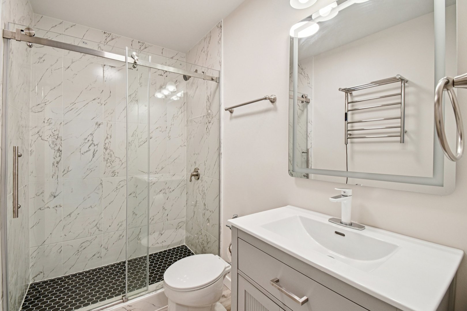 3600 N Lake Shore Drive 1205 Property Photo 22