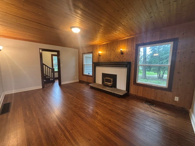 111 Douglas Street Property Photo 5