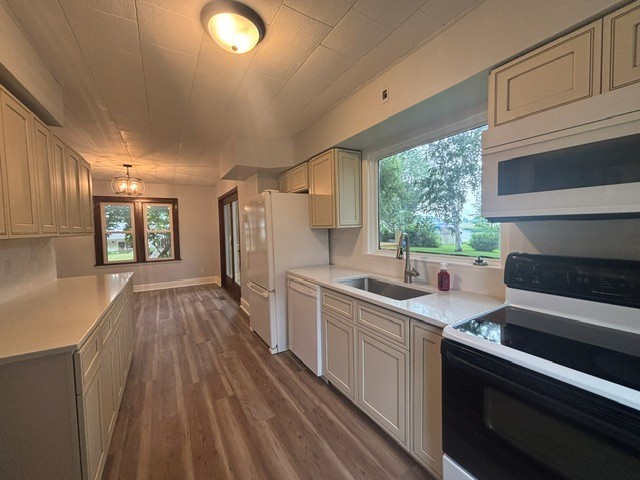 111 Douglas Street Property Photo 6