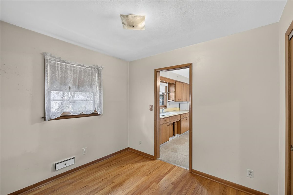 2804 N Winnebago Street Property Photo 17
