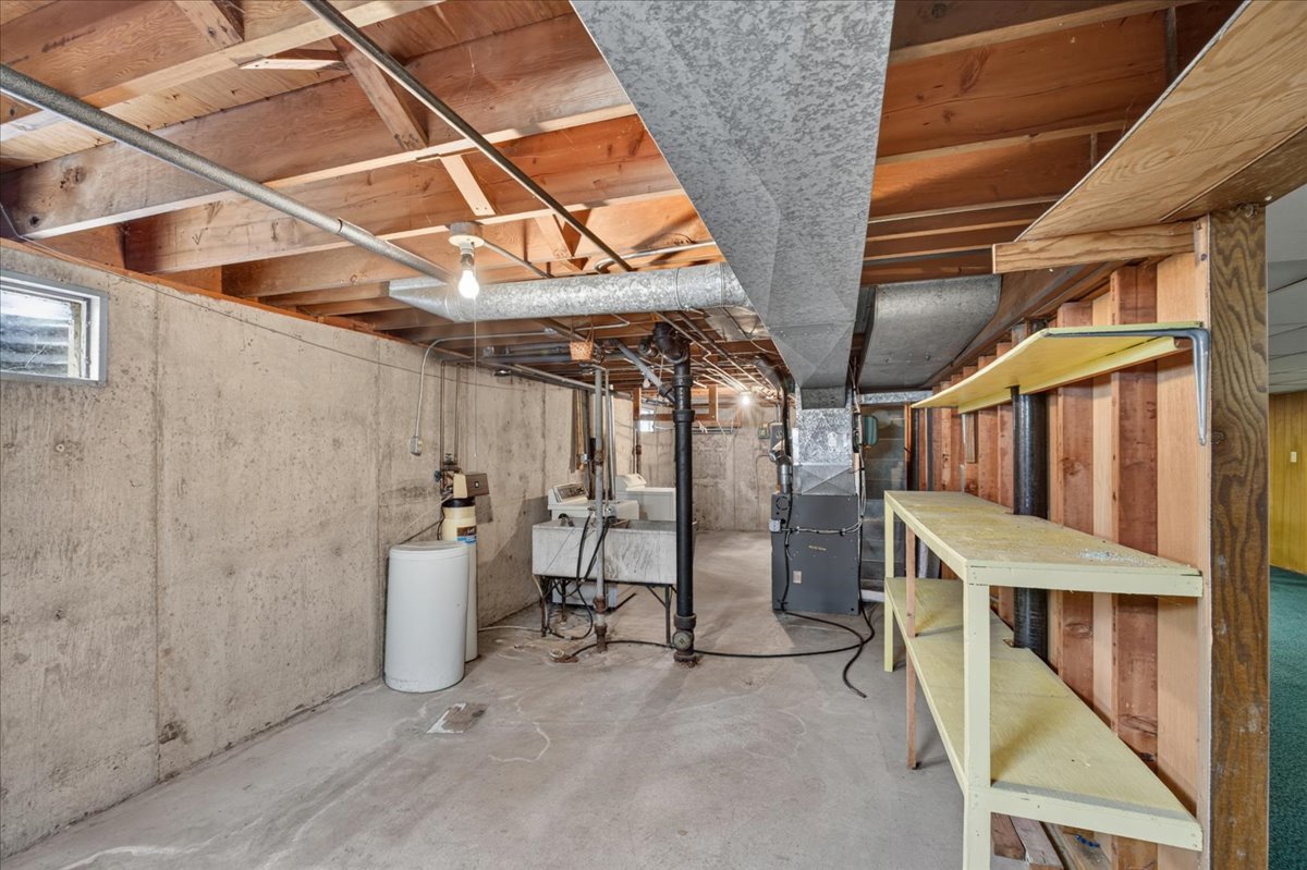 2804 N Winnebago Street Property Photo 26