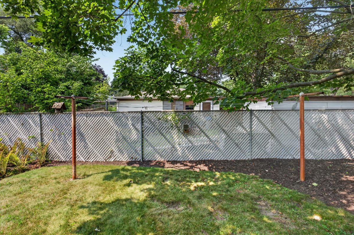 2804 N Winnebago Street Property Photo 29