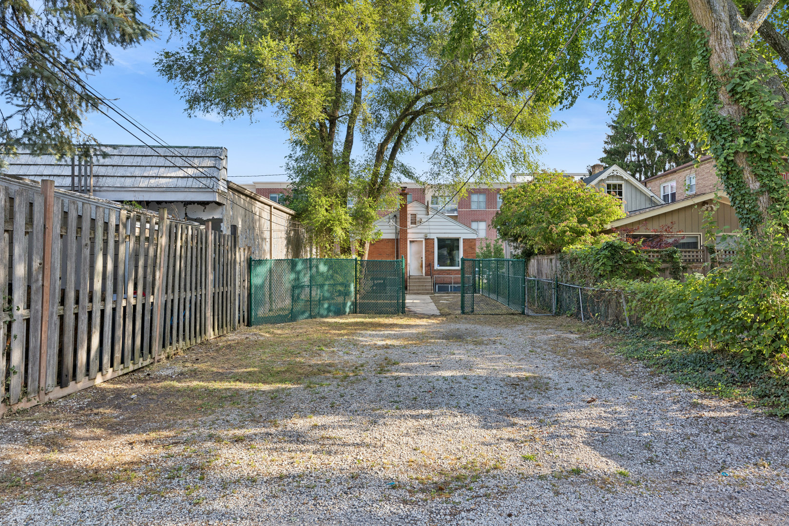 2958 Central Street Property Photo 11