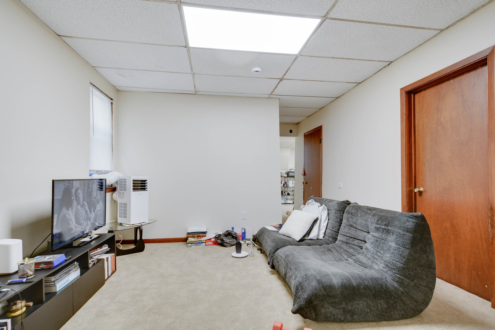 2854 W 38th Place Property Photo 3