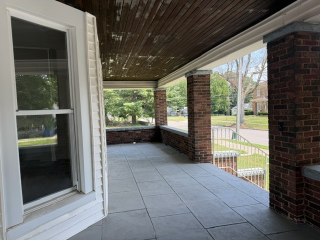 716 North Street Property Photo 9