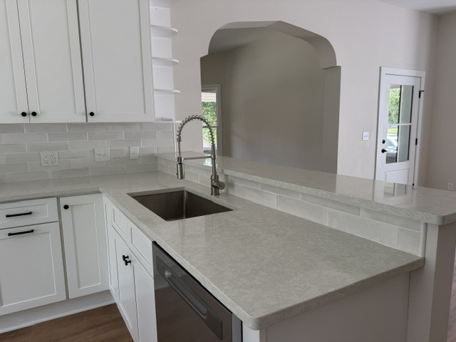 716 North Street Property Photo 28