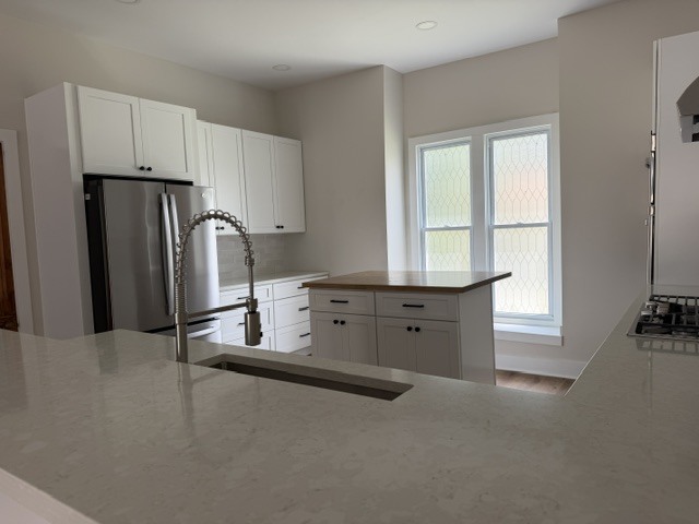 716 North Street Property Photo 32