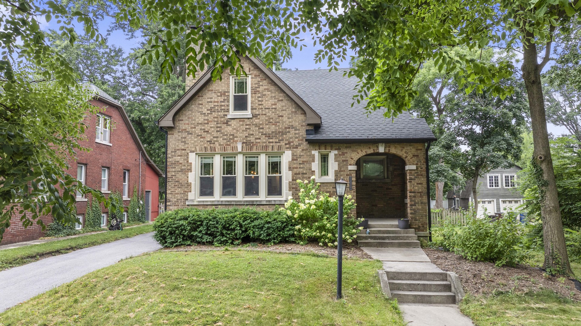 1739 Cedar Road Property Photo 1