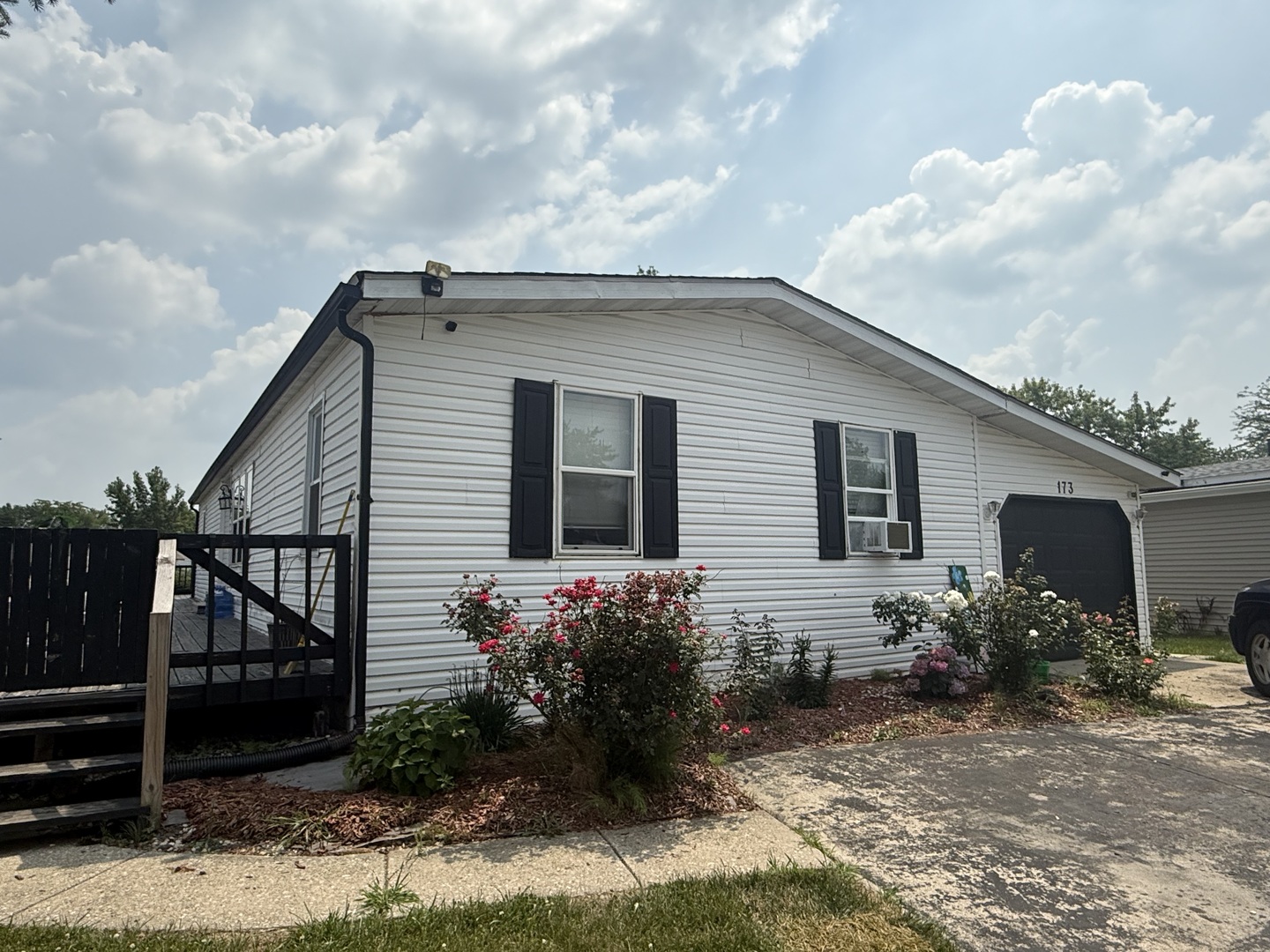 173 N Windmere Circle Property Photo 2