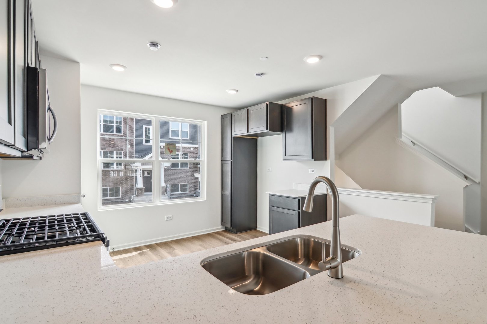 6381 Ulster Drive Property Photo 4
