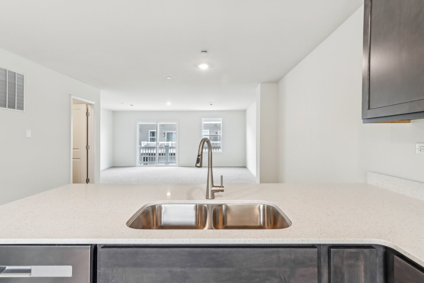 6381 Ulster Drive Property Photo 7