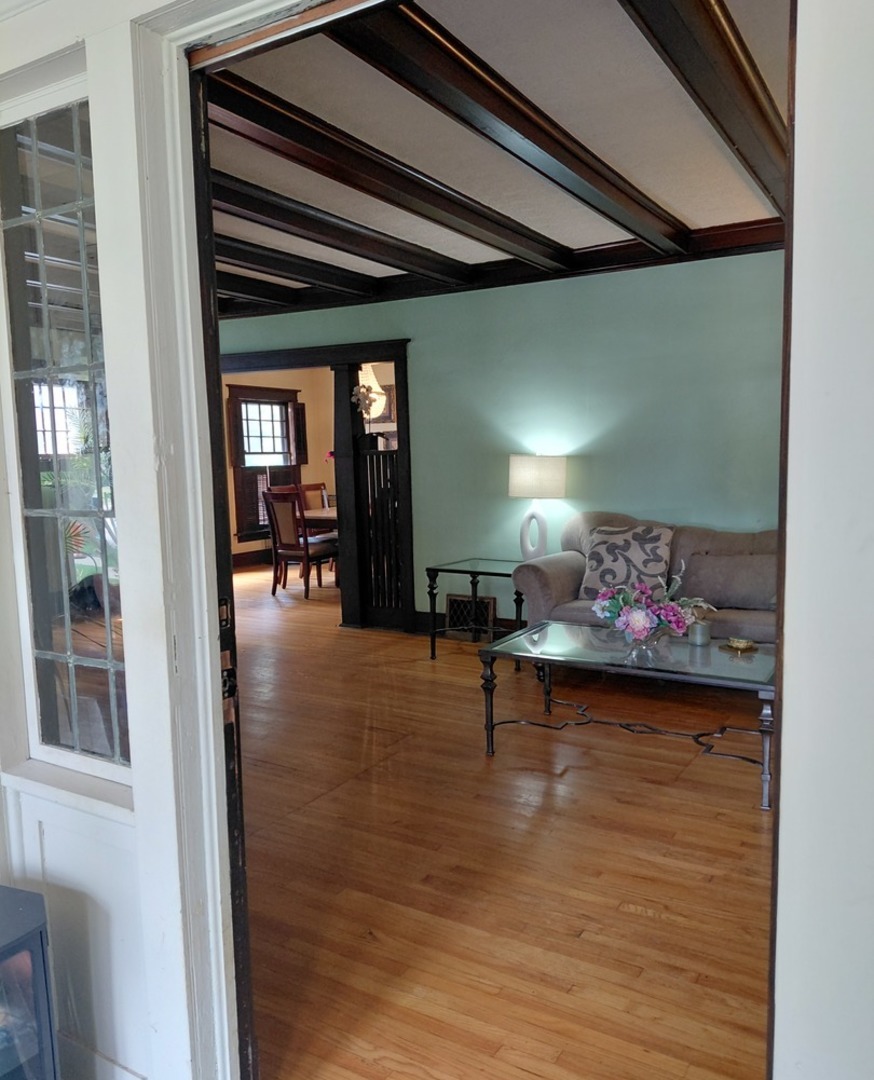 607 N Raynor Avenue Property Photo 3