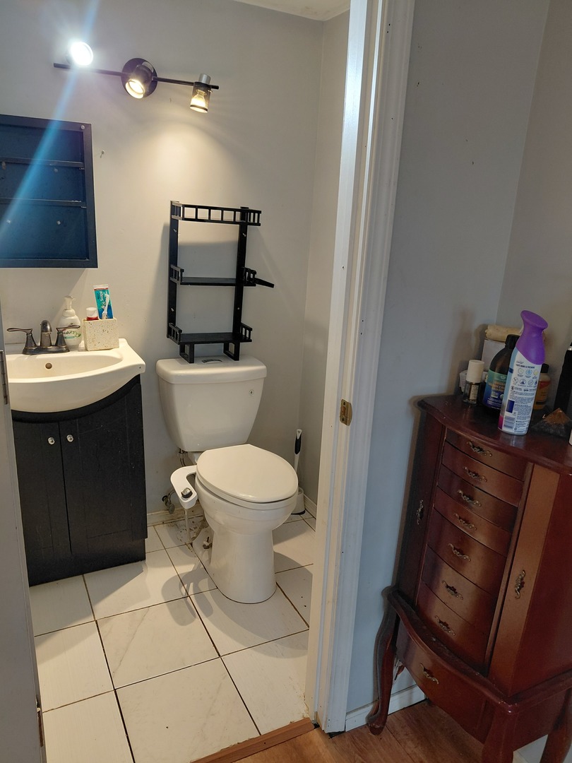 607 N Raynor Avenue Property Photo 16