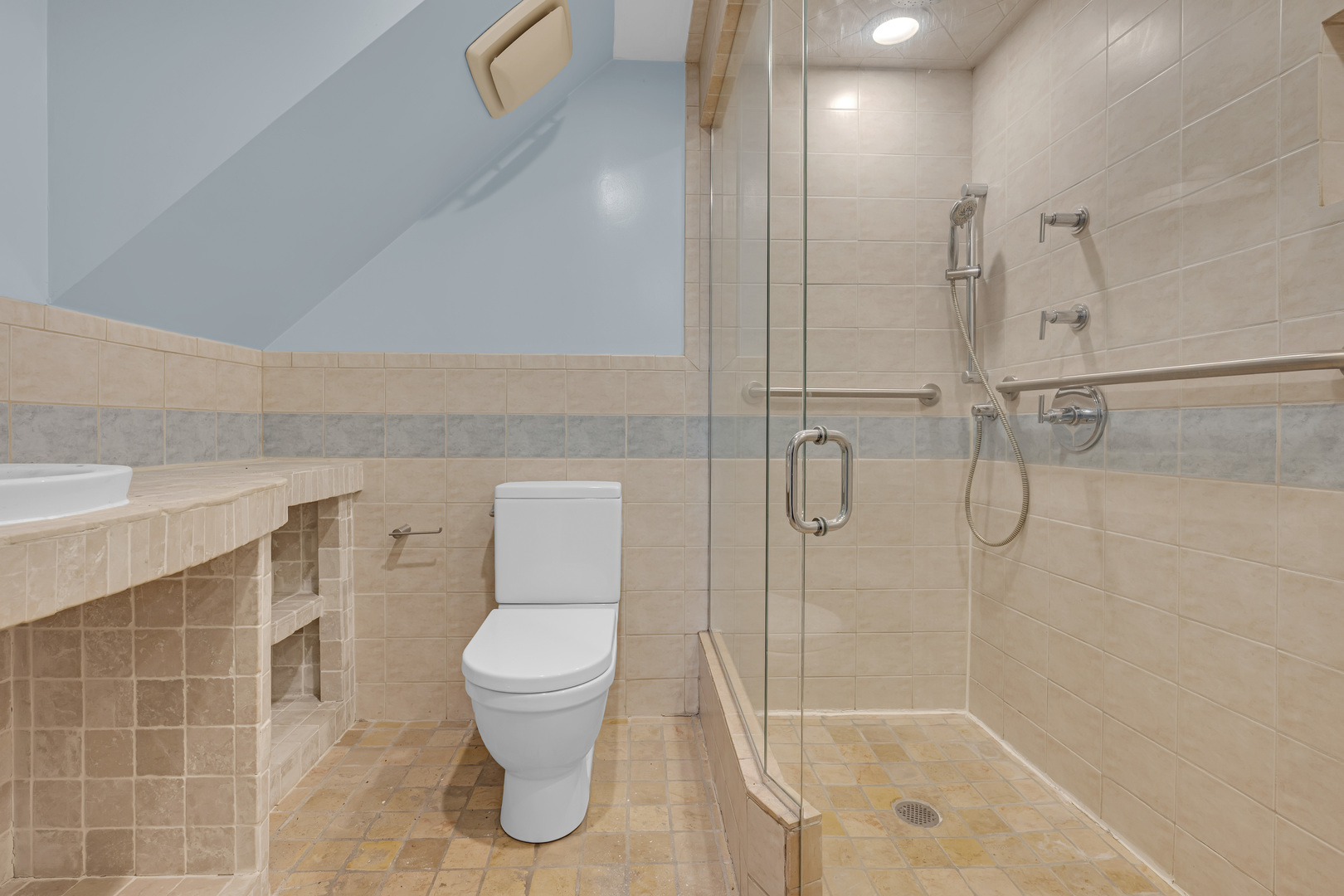 5445 S Dorchester Avenue Property Photo 19