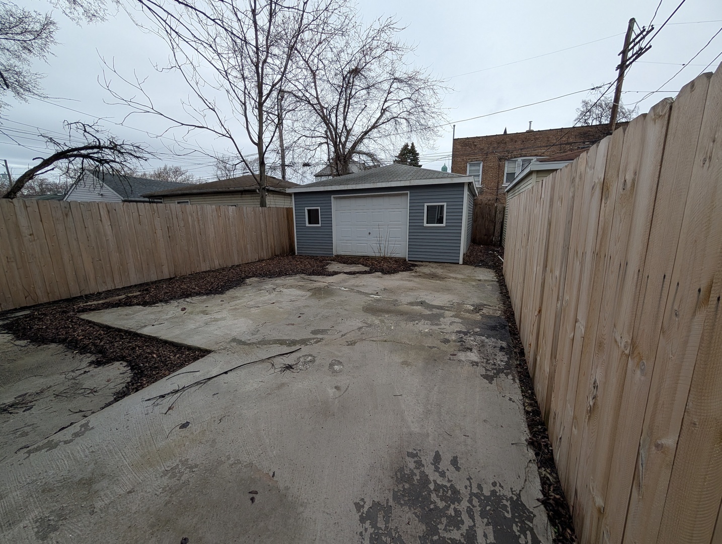 654 E 92nd Place Property Photo 26