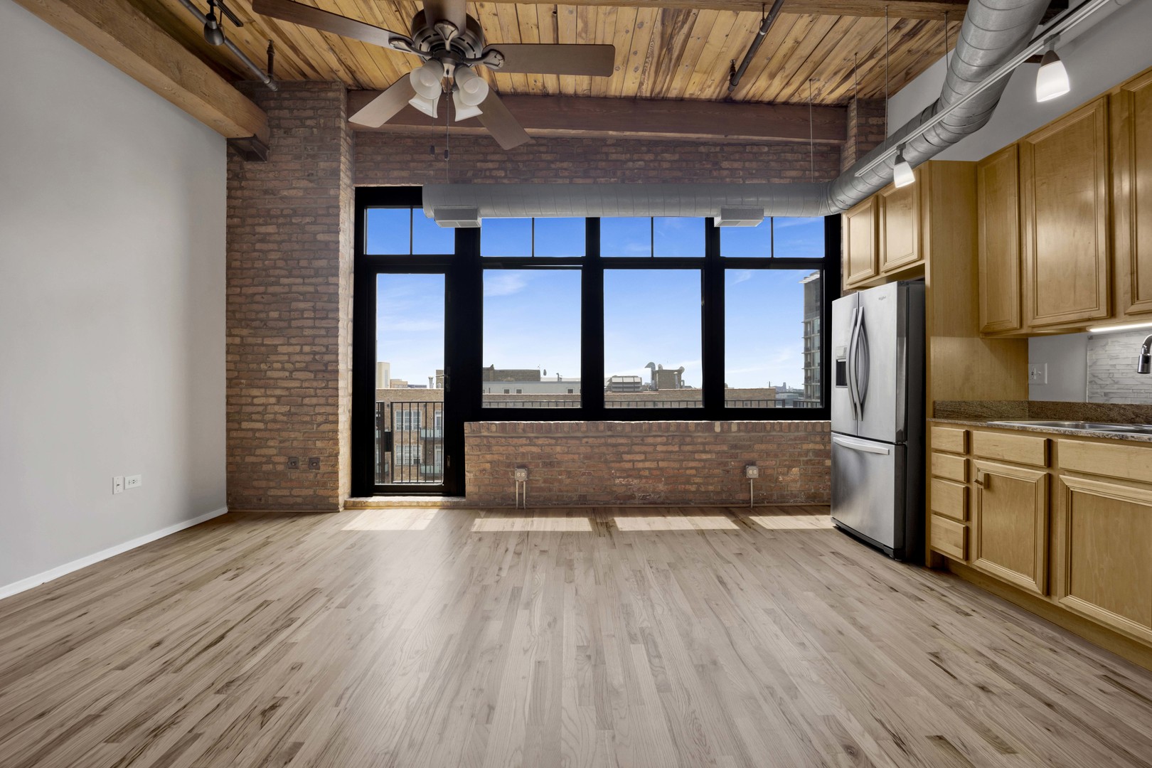 625 W Jackson Boulevard 806 Property Photo 8