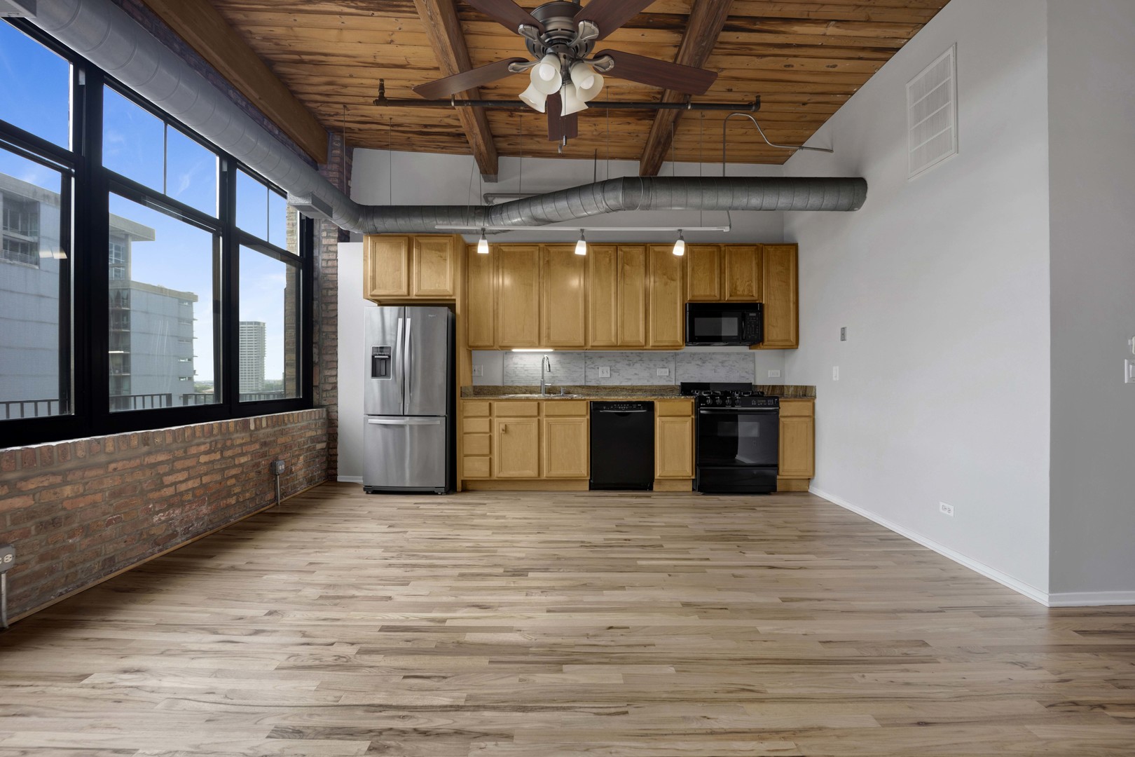 625 W Jackson Boulevard 806 Property Photo 9