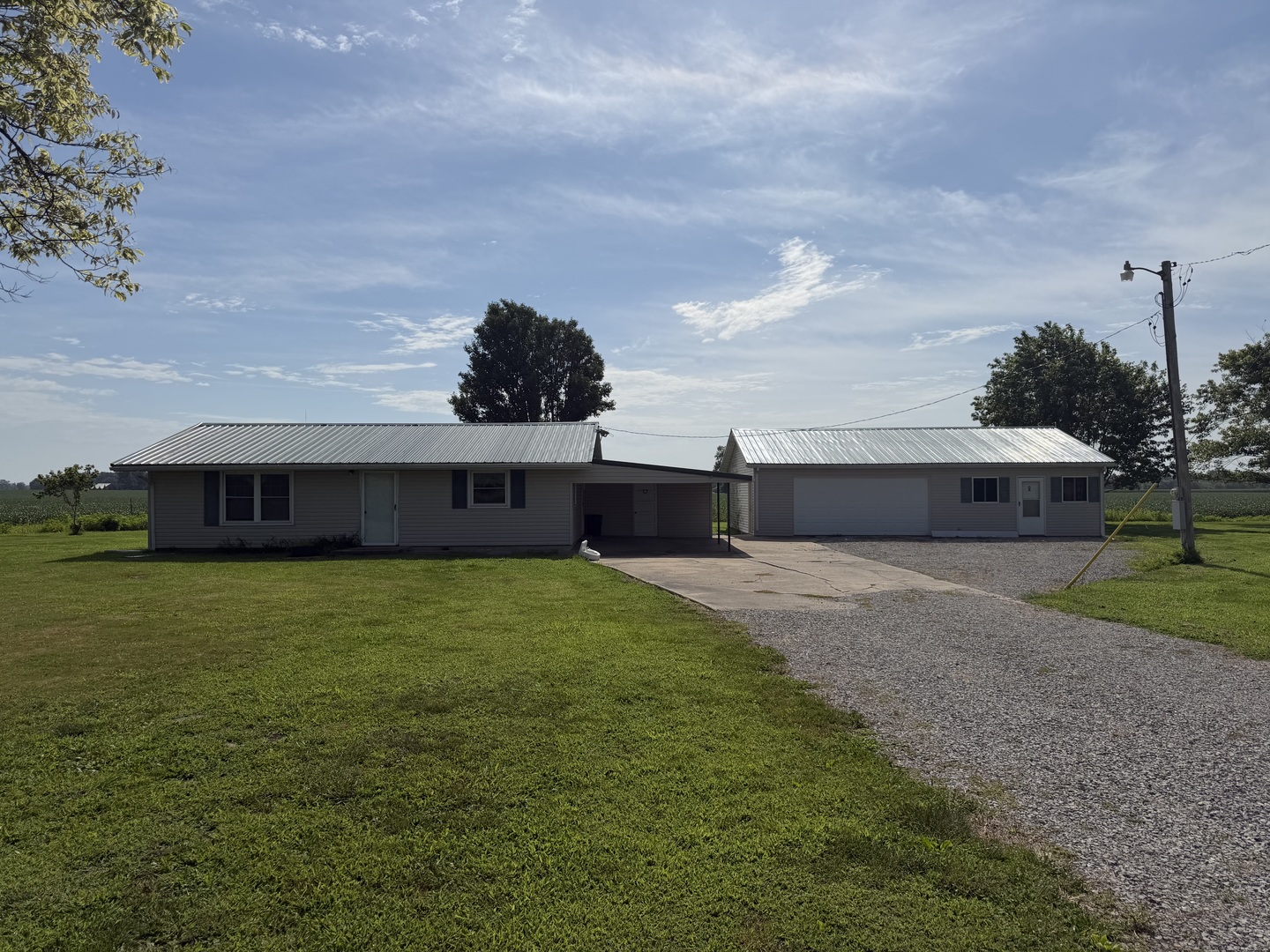 4016 Valier Carpet Road Property Photo 1