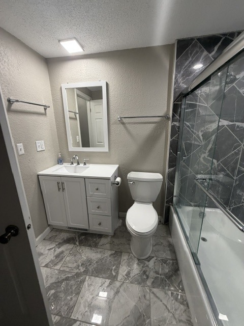 2206 E 32nd Street Property Photo 19