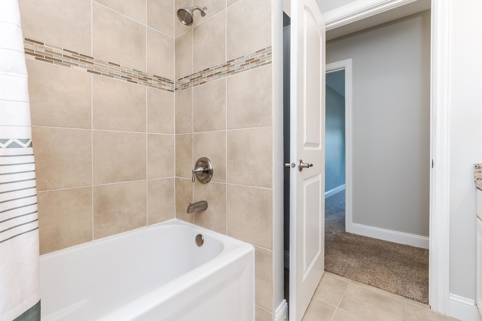 17 Waterside Circle Property Photo 37