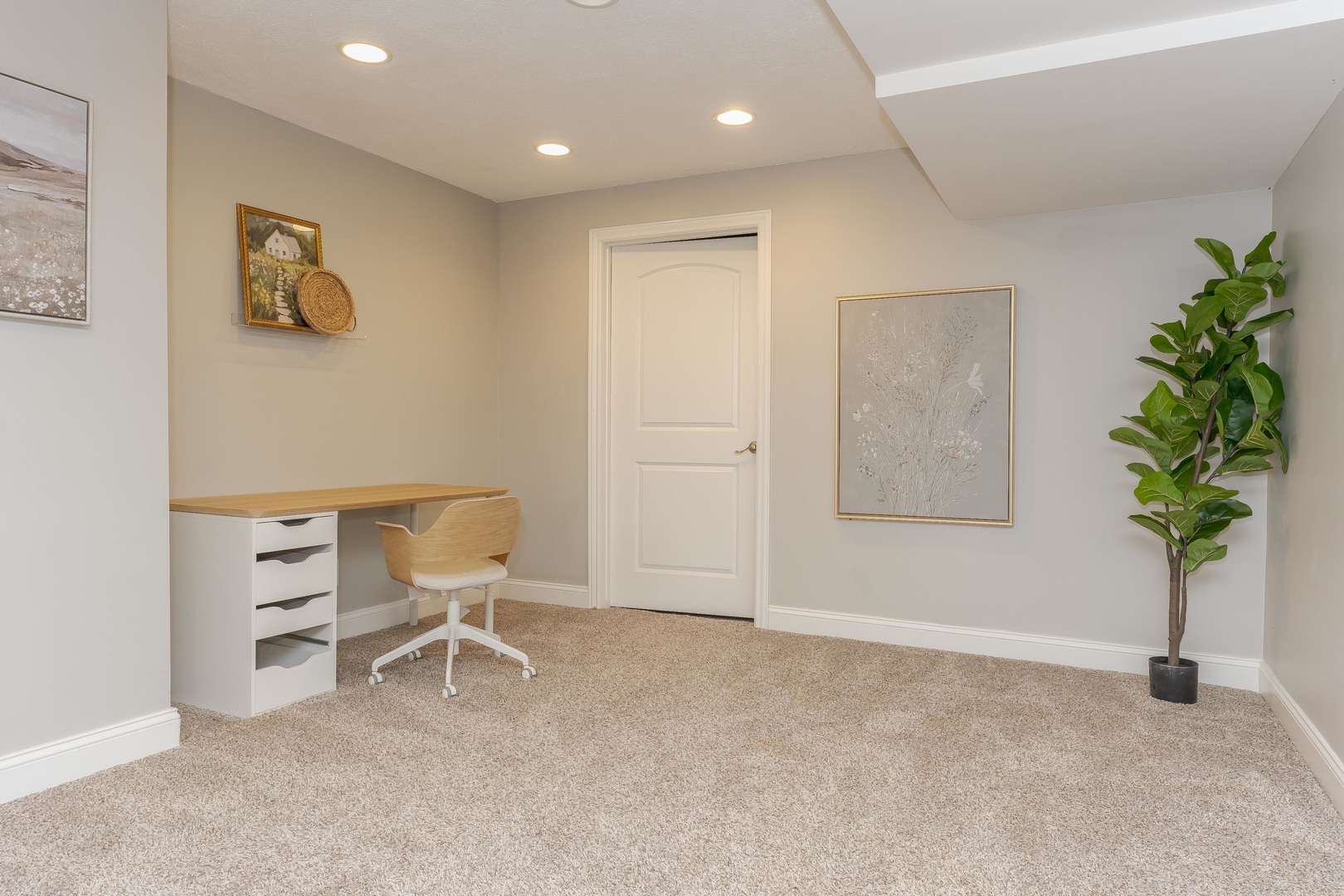 17 Waterside Circle Property Photo 43