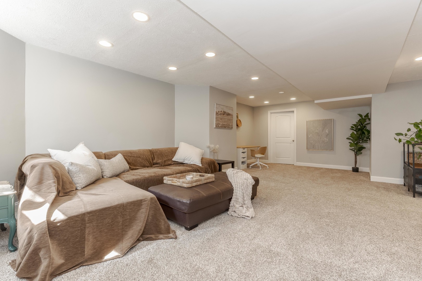17 Waterside Circle Property Photo 44