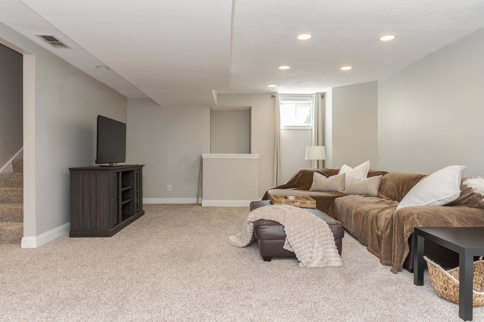 17 Waterside Circle Property Photo 45
