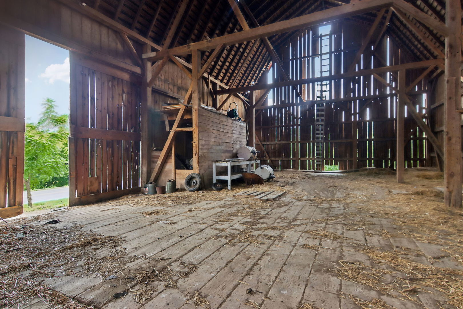 16129 Harmony Road Property Photo 7