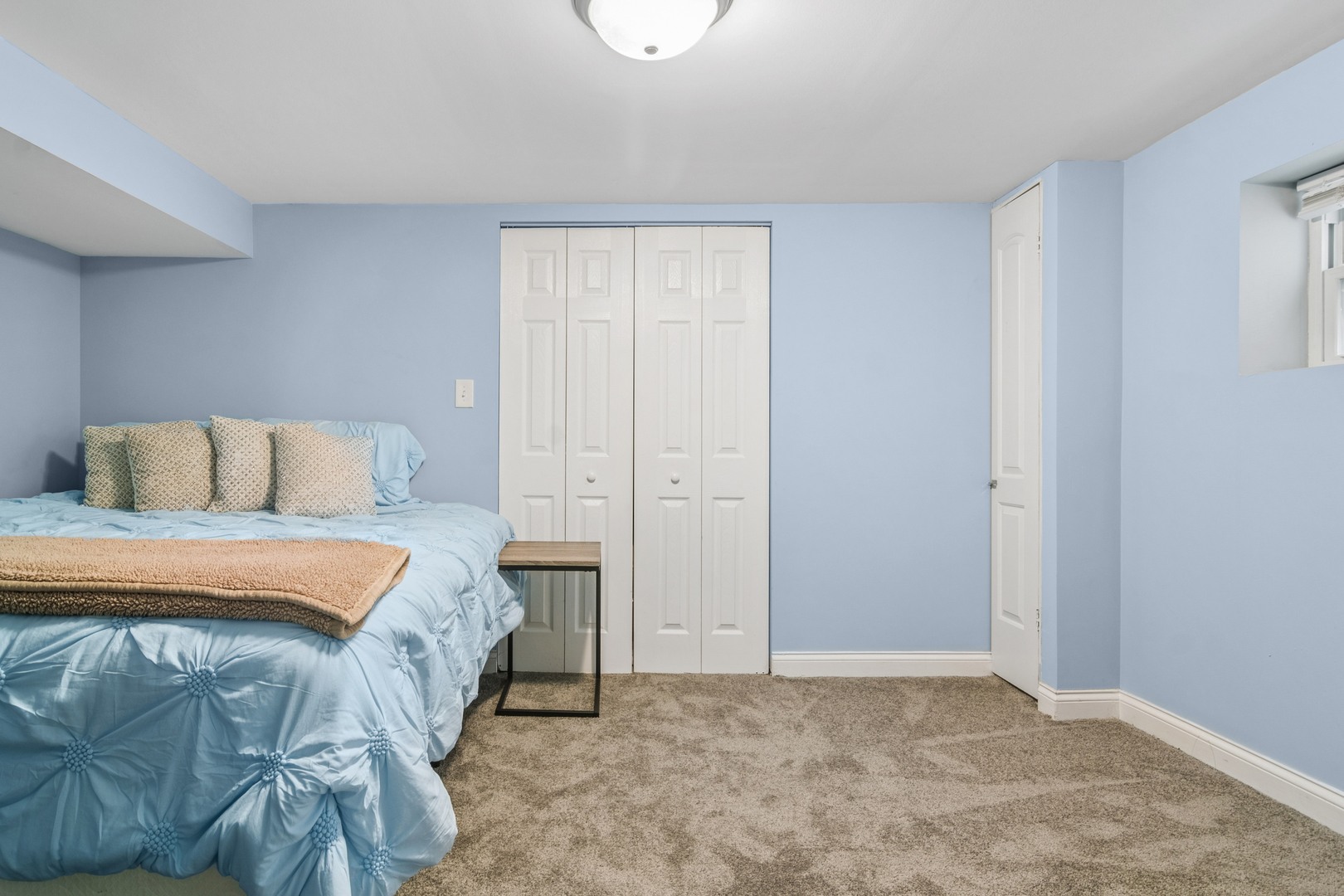 6973 W Nelson Street Property Photo 20