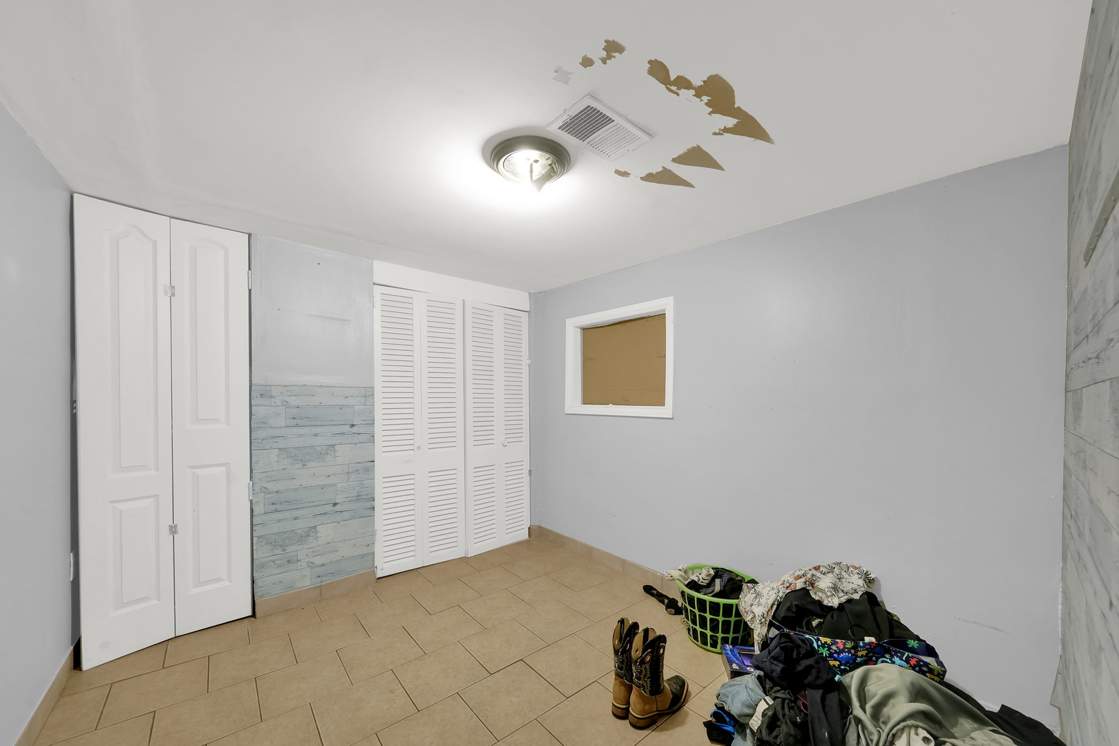3353 W 60th Street Property Photo 19