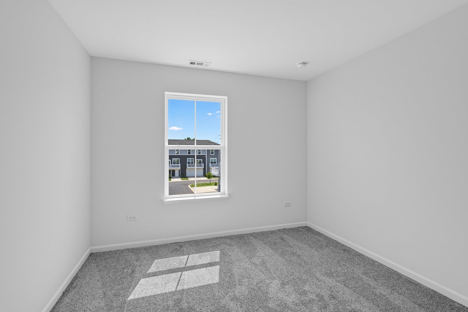186 E Berkshire Drive Property Photo 12