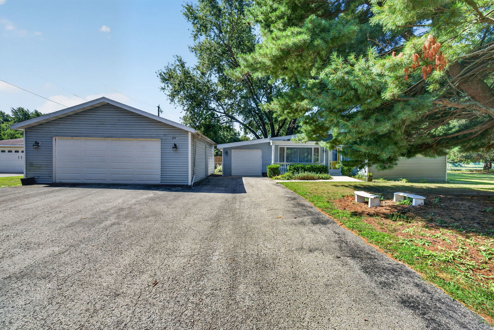 5775 Peart Road Property Photo 1