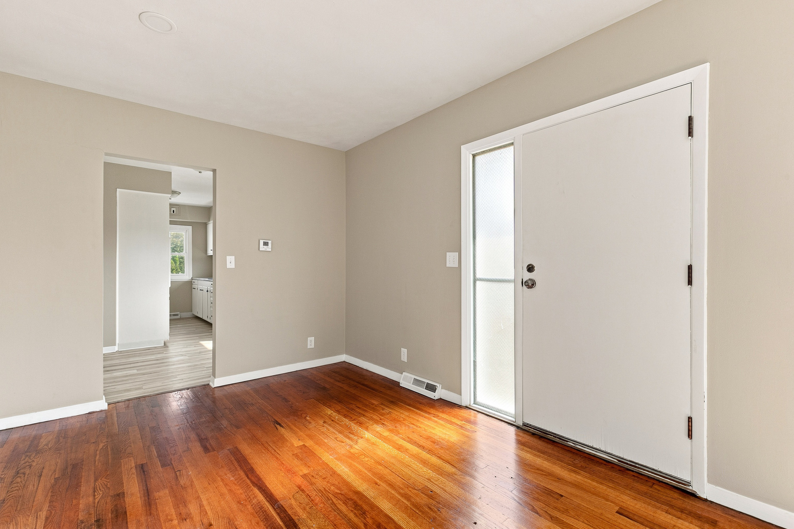 5011 48th Street Property Photo 7