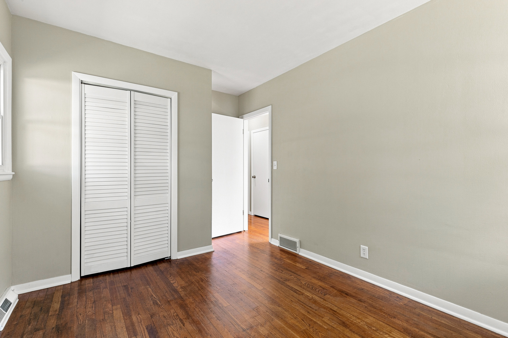 5011 48th Street Property Photo 21