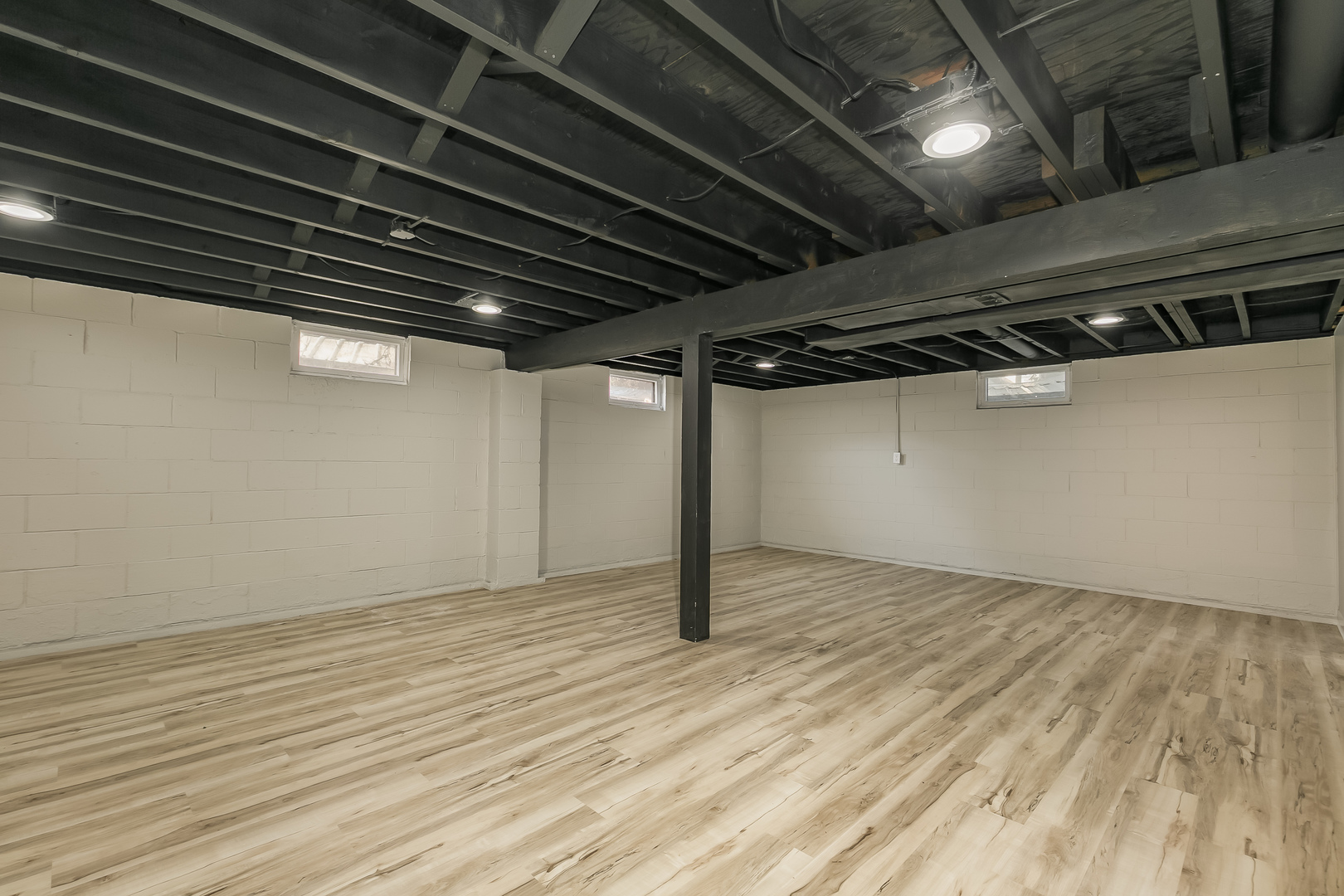 5011 48th Street Property Photo 30
