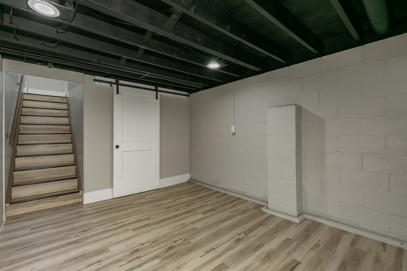 5011 48th Street Property Photo 32