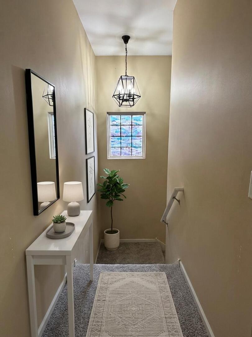 1715 White Oak Trail C1 Property Photo 4