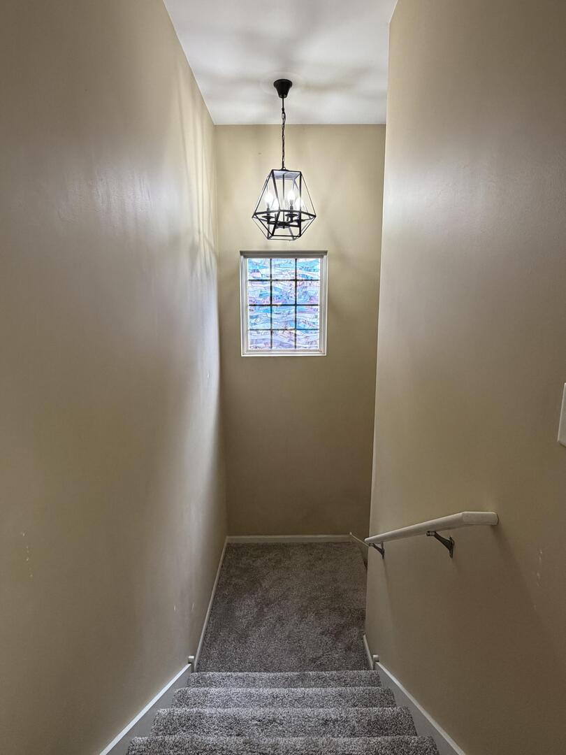 1715 White Oak Trail C1 Property Photo 5