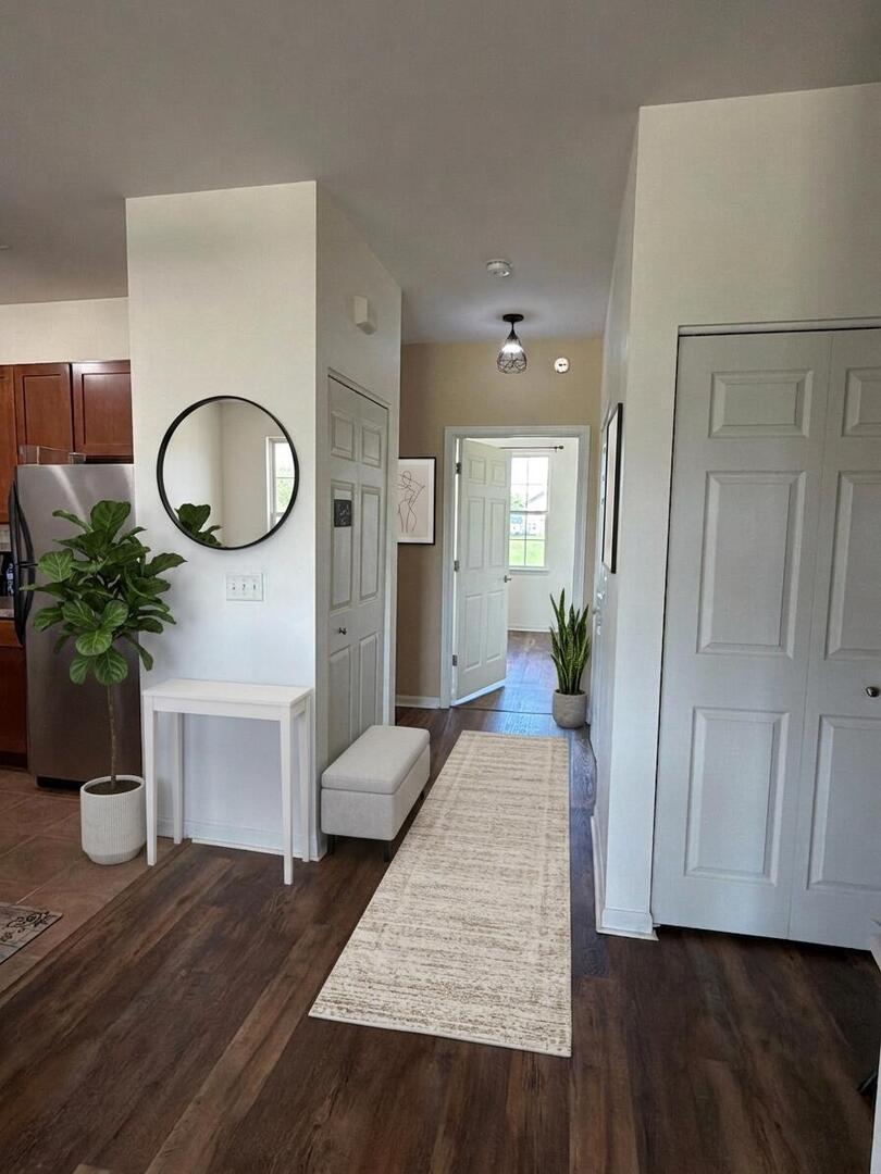 1715 White Oak Trail C1 Property Photo 6