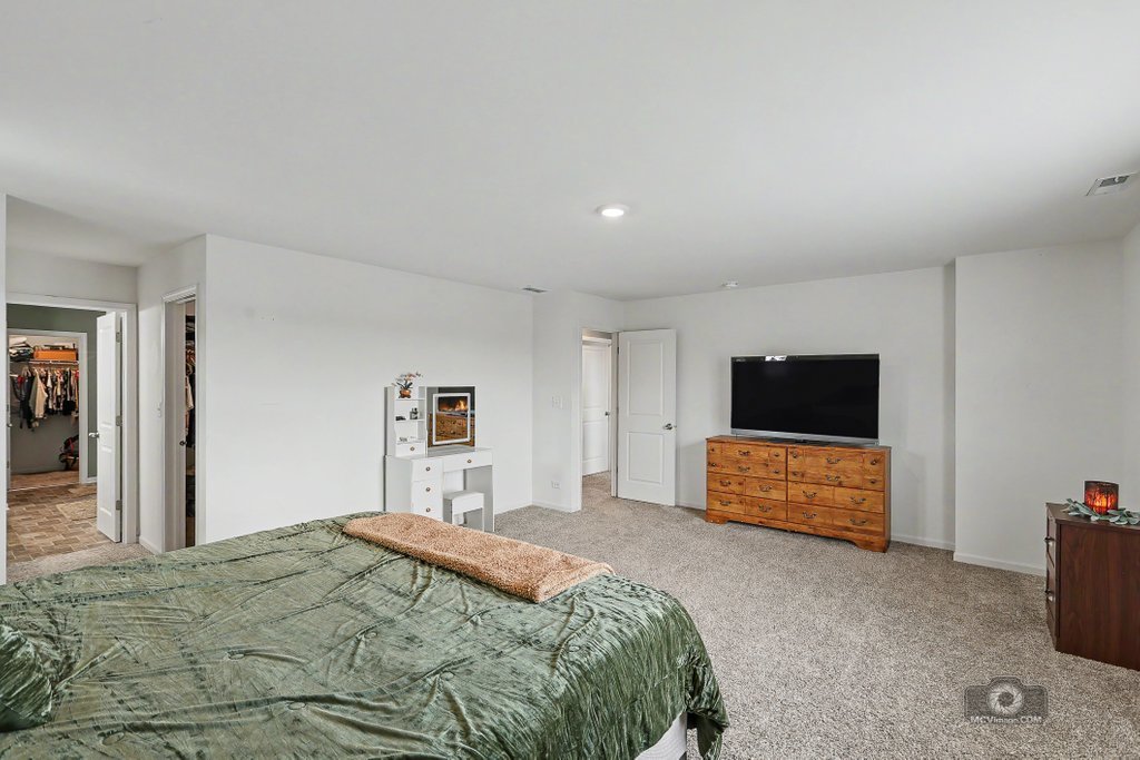 25450 W Ryan Lane Property Photo 24